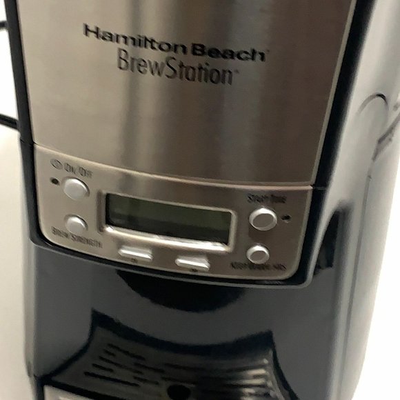 Hamilton Beach BrewStation Dispensing Coffee Maker 12-Cup Silver Black - Picture 8 of 10